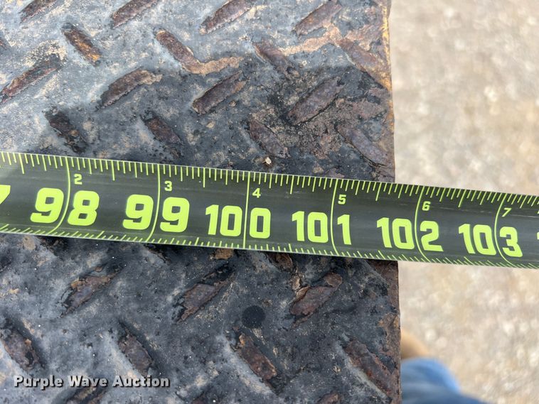 image for item DR5568 2004 Freightliner FL112  crane truck