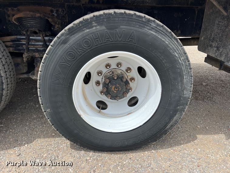 image for item DR5568 2004 Freightliner FL112  crane truck