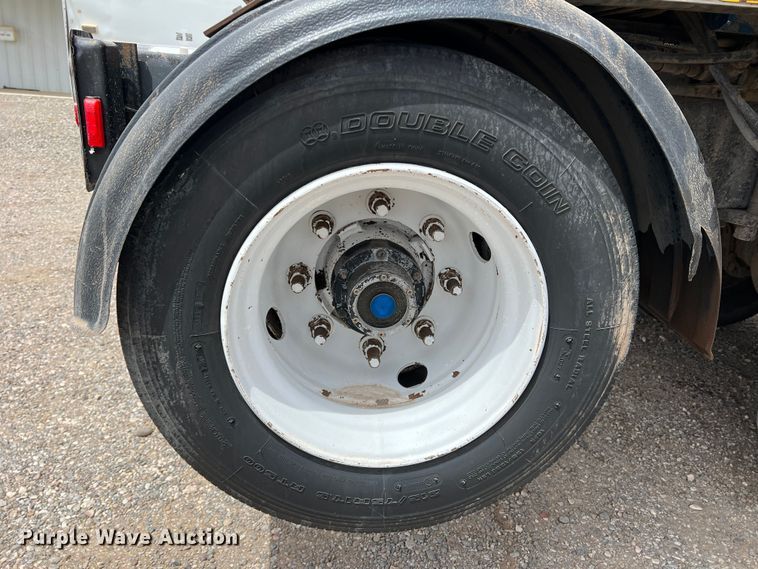 image for item DR5568 2004 Freightliner FL112  crane truck