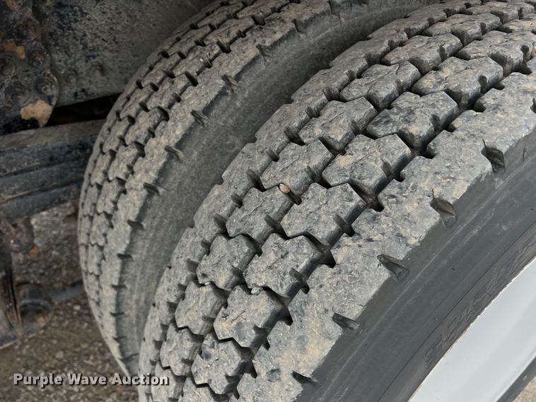 image for item DR5568 2004 Freightliner FL112  crane truck