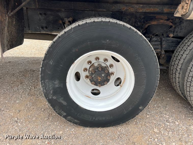 image for item DR5568 2004 Freightliner FL112  crane truck