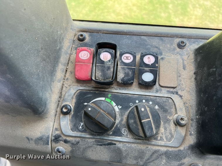 image for item DR5578 2017 Caterpillar D6K2 XL  dozer