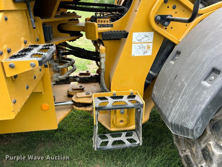 image for item DR5580 2020 Caterpillar 926M  wheel loader