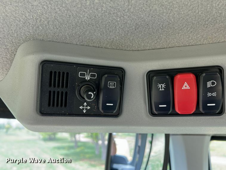 image for item DR5580 2020 Caterpillar 926M  wheel loader