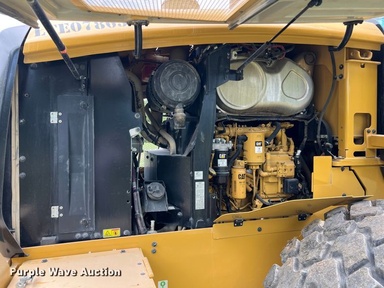 image for item DR5580 2020 Caterpillar 926M  wheel loader