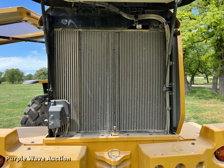 image for item DR5580 2020 Caterpillar 926M  wheel loader