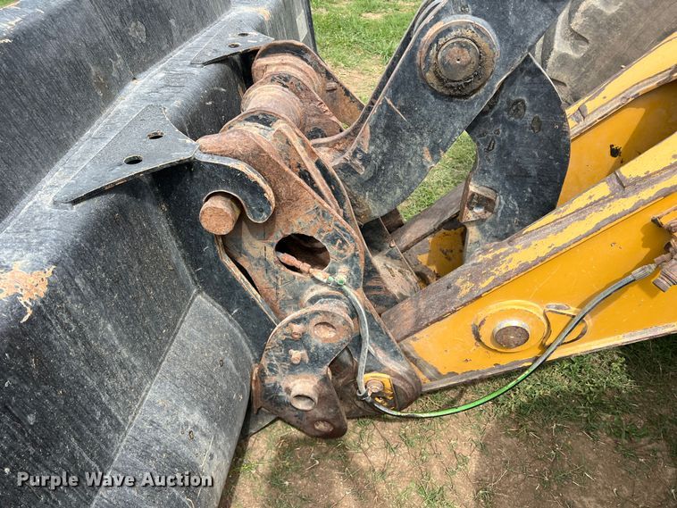 image for item DR5587 2010 Caterpillar 924H  wheel loader