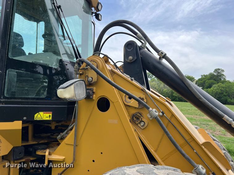 image for item DR5587 2010 Caterpillar 924H  wheel loader