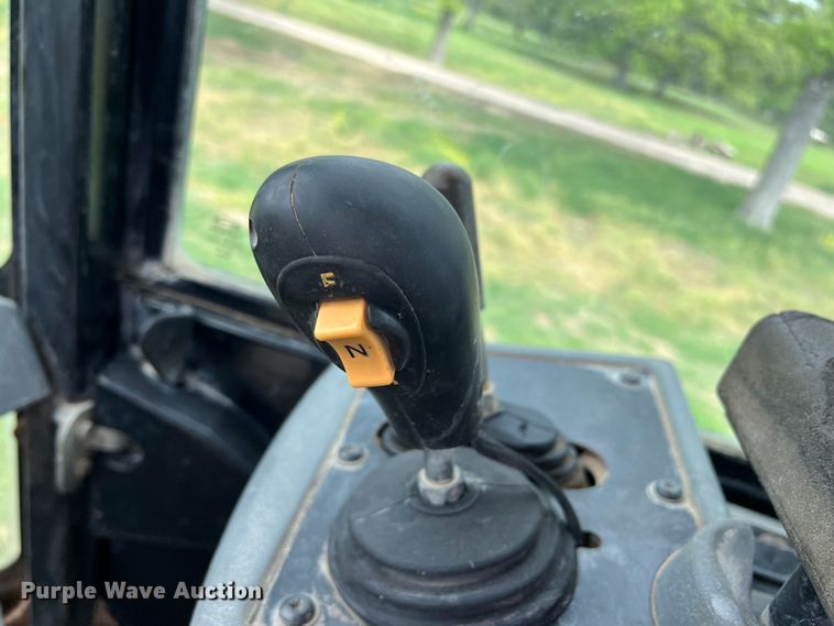 image for item DR5587 2010 Caterpillar 924H  wheel loader