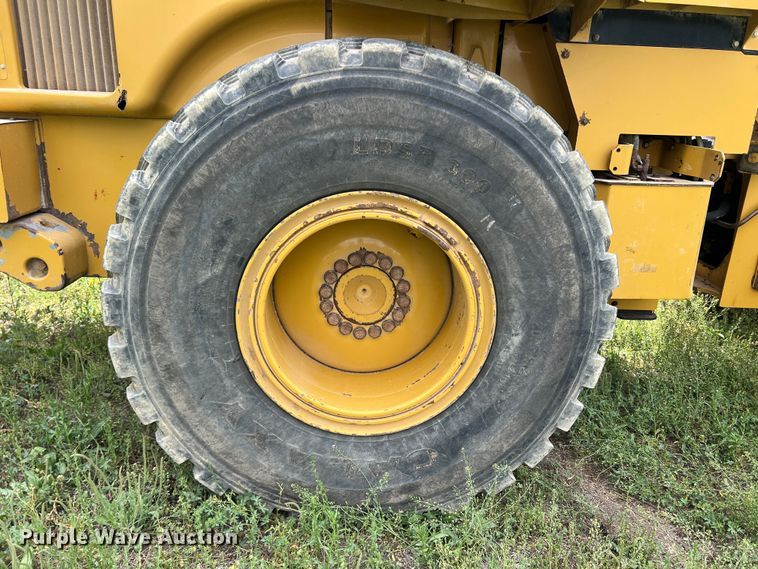 image for item DR5587 2010 Caterpillar 924H  wheel loader