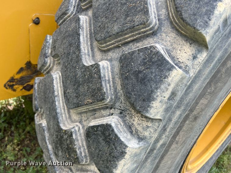 image for item DR5587 2010 Caterpillar 924H  wheel loader