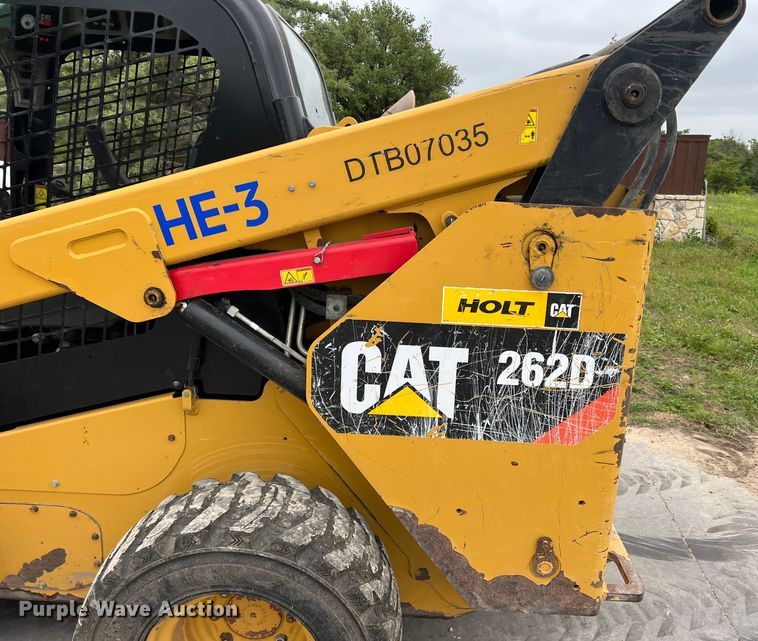 image for item DR5593 2017 Caterpillar 262D  skid steer loader