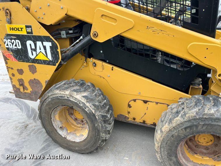 image for item DR5593 2017 Caterpillar 262D  skid steer loader