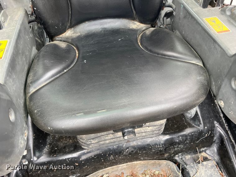 image for item DR5593 2017 Caterpillar 262D  skid steer loader