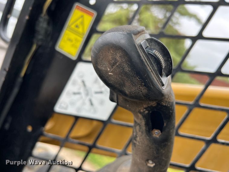 image for item DR5593 2017 Caterpillar 262D  skid steer loader