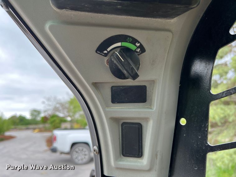 image for item DR5593 2017 Caterpillar 262D  skid steer loader