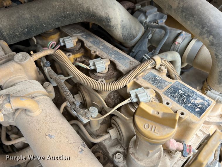 image for item DR5593 2017 Caterpillar 262D  skid steer loader