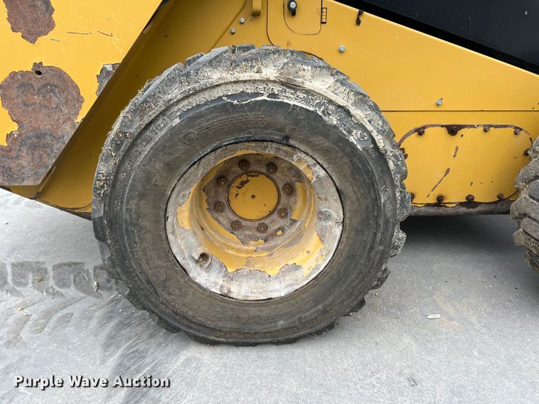 image for item DR5593 2017 Caterpillar 262D  skid steer loader