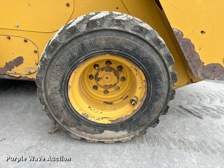 image for item DR5593 2017 Caterpillar 262D  skid steer loader