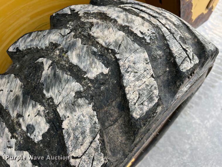 image for item DR5593 2017 Caterpillar 262D  skid steer loader