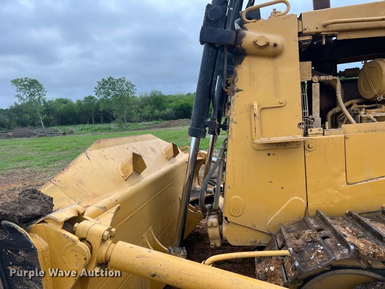 image for item DR5597 1987 Caterpillar D8N  dozer