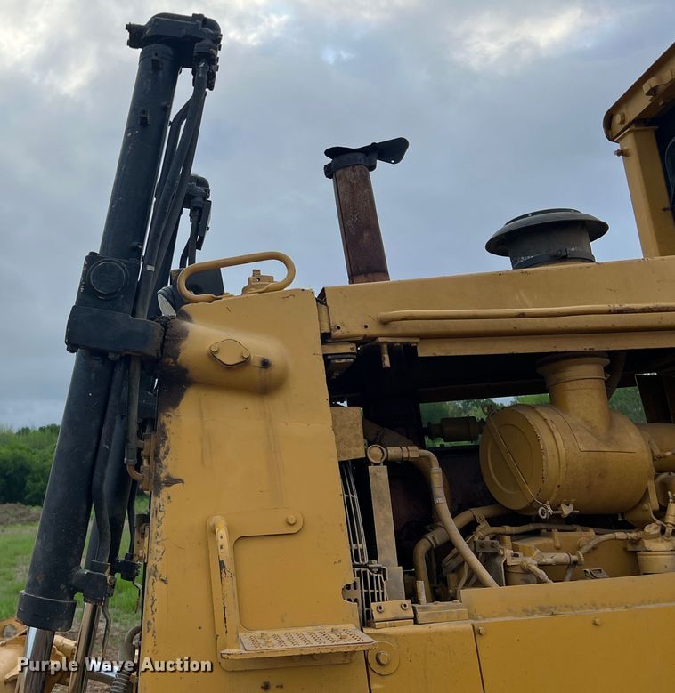 image for item DR5597 1987 Caterpillar D8N  dozer