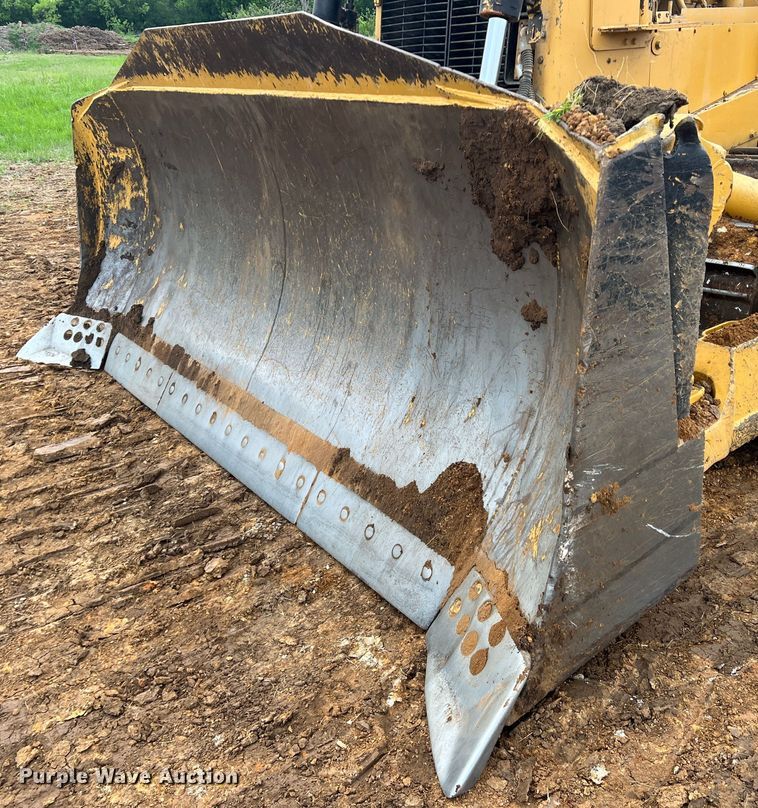 image for item DR5597 1987 Caterpillar D8N  dozer