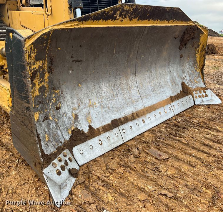 image for item DR5597 1987 Caterpillar D8N  dozer