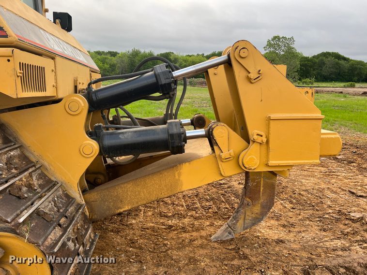 image for item DR5597 1987 Caterpillar D8N  dozer
