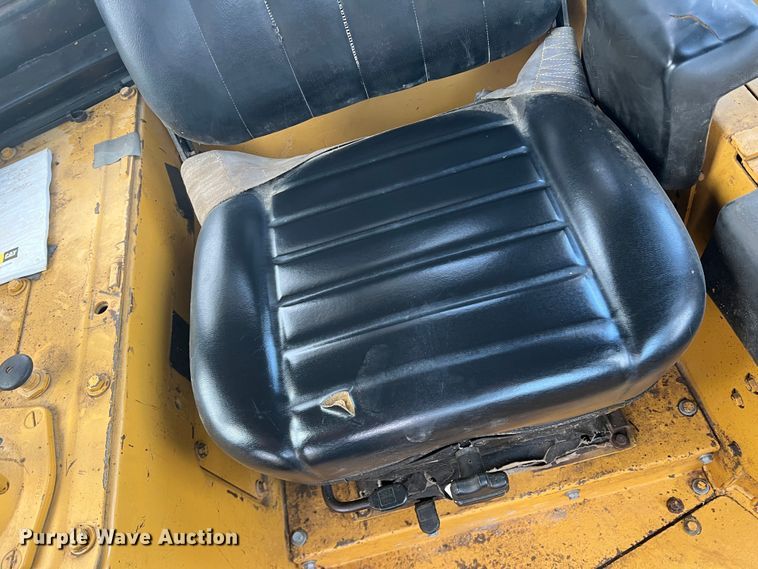 image for item DR5597 1987 Caterpillar D8N  dozer