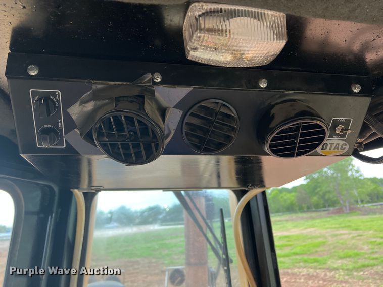 image for item DR5597 1987 Caterpillar D8N  dozer