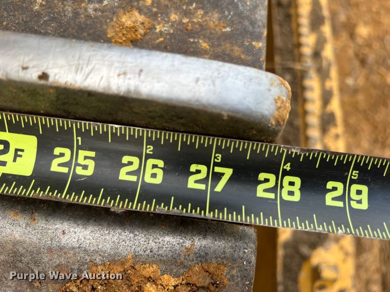 image for item DR5597 1987 Caterpillar D8N  dozer