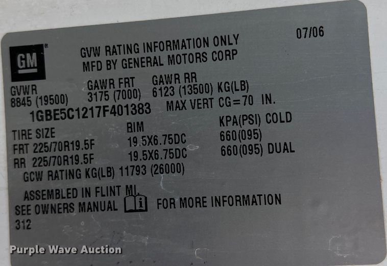 image for item DR5598 2007 Chevrolet C5500  flatbed truck