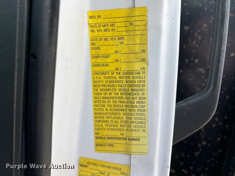 image for item DR5598 2007 Chevrolet C5500  flatbed truck