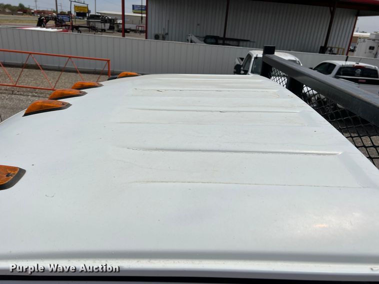 image for item DR5598 2007 Chevrolet C5500  flatbed truck