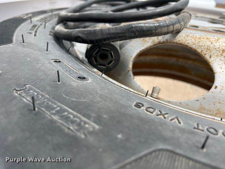 image for item DR5602 2021 Diamond C  equipment trailer