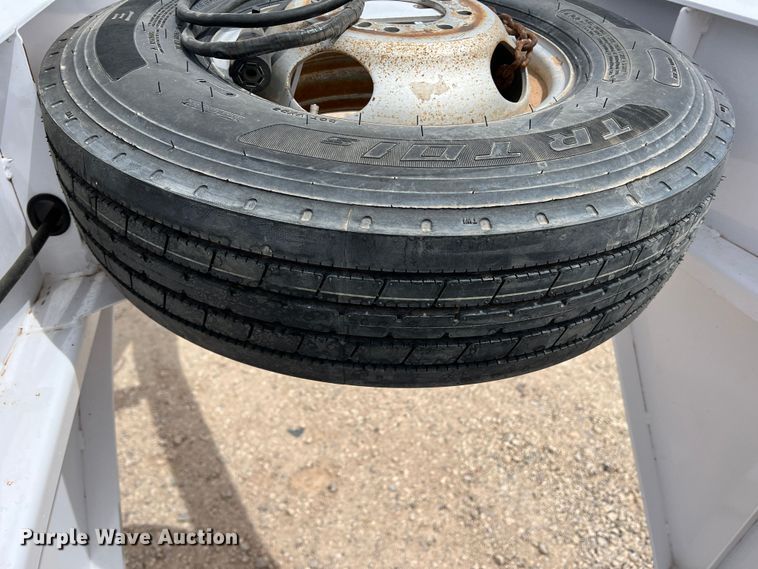 image for item DR5602 2021 Diamond C  equipment trailer