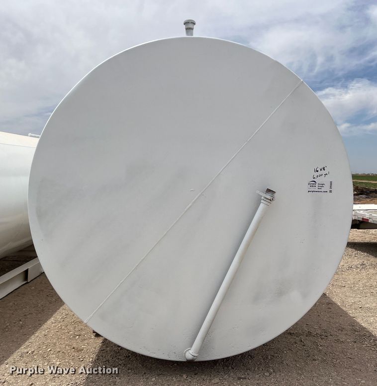 image for item DR5603 Fuel tank