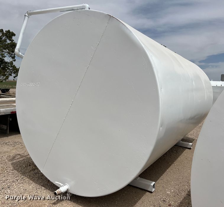 image for item DR5603 Fuel tank