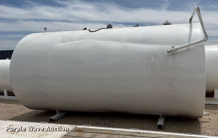 image for item DR5603 Fuel tank