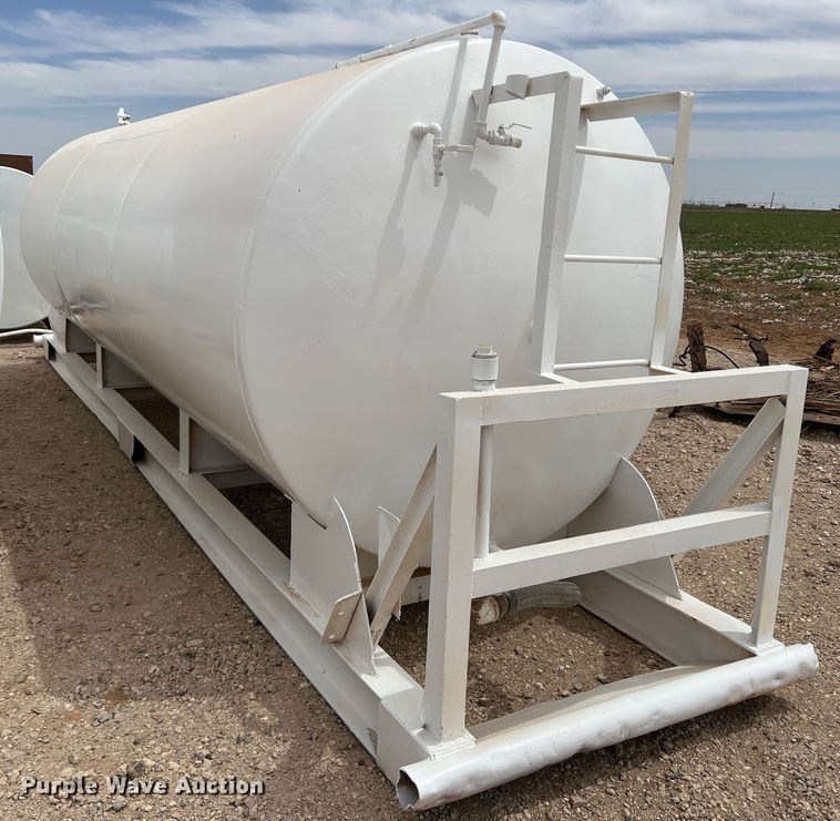 image for item DR5604 Fuel tank