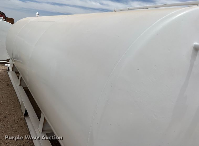 image for item DR5604 Fuel tank