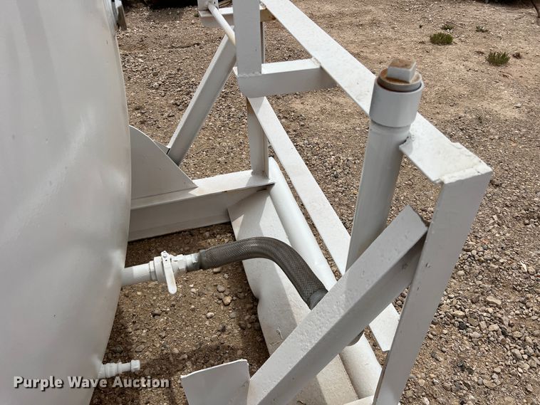 image for item DR5604 Fuel tank