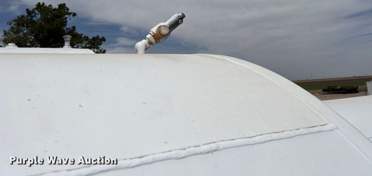 image for item DR5604 Fuel tank