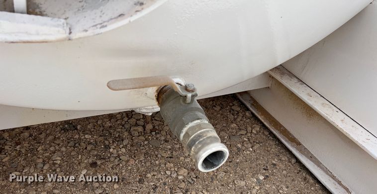 image for item DR5604 Fuel tank