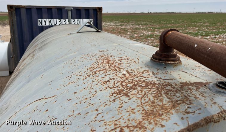 image for item DR5605 Robstown  fuel tank