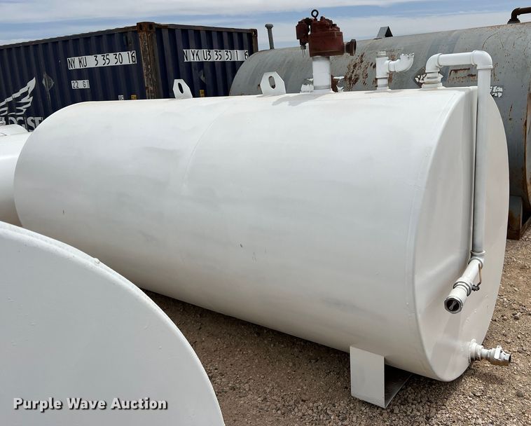 image for item DR5606 Fuel tank