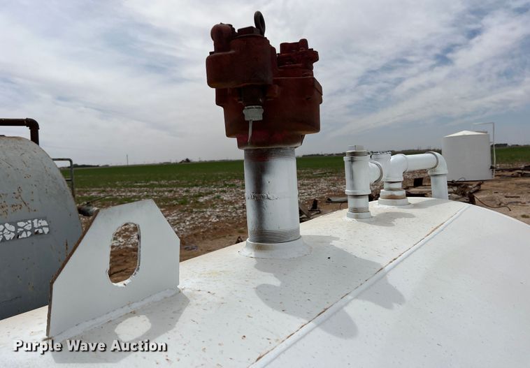 image for item DR5606 Fuel tank