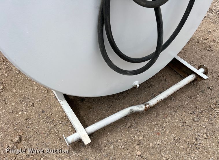 image for item DR5606 Fuel tank