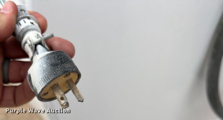 image for item DR5606 Fuel tank